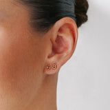 Pendientes con iniciales de burbuja
