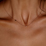 Collar con inicial pequeña