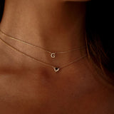 Collar con inicial pavé