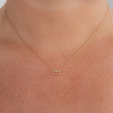 Gargantilla con el número angelical 777