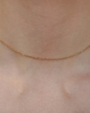 CHARM BAR Fine Figaro Choker