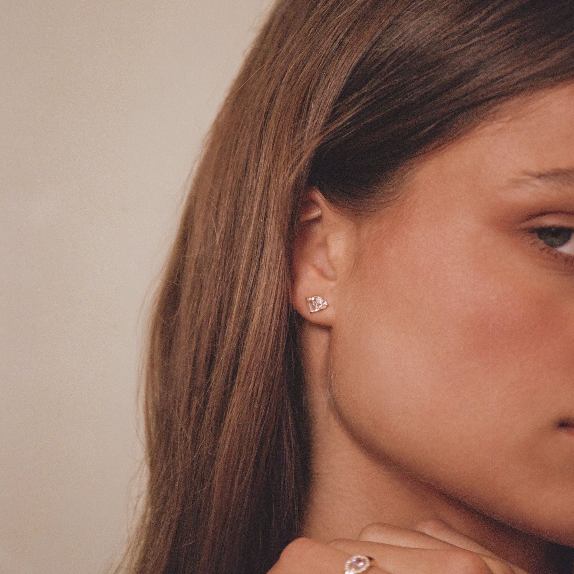 Toi Et Moi Stud Earring