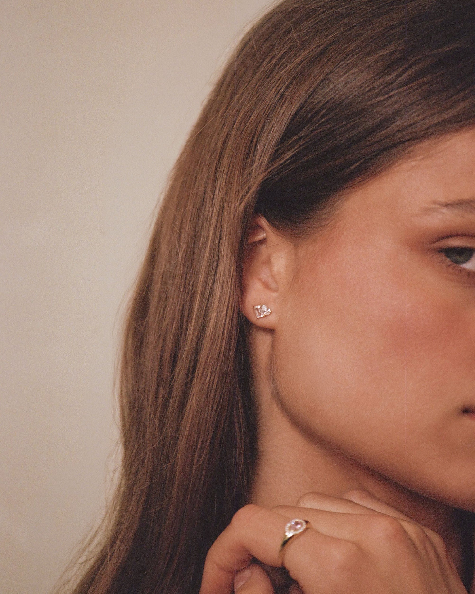 Toi Et Moi Stud Earring